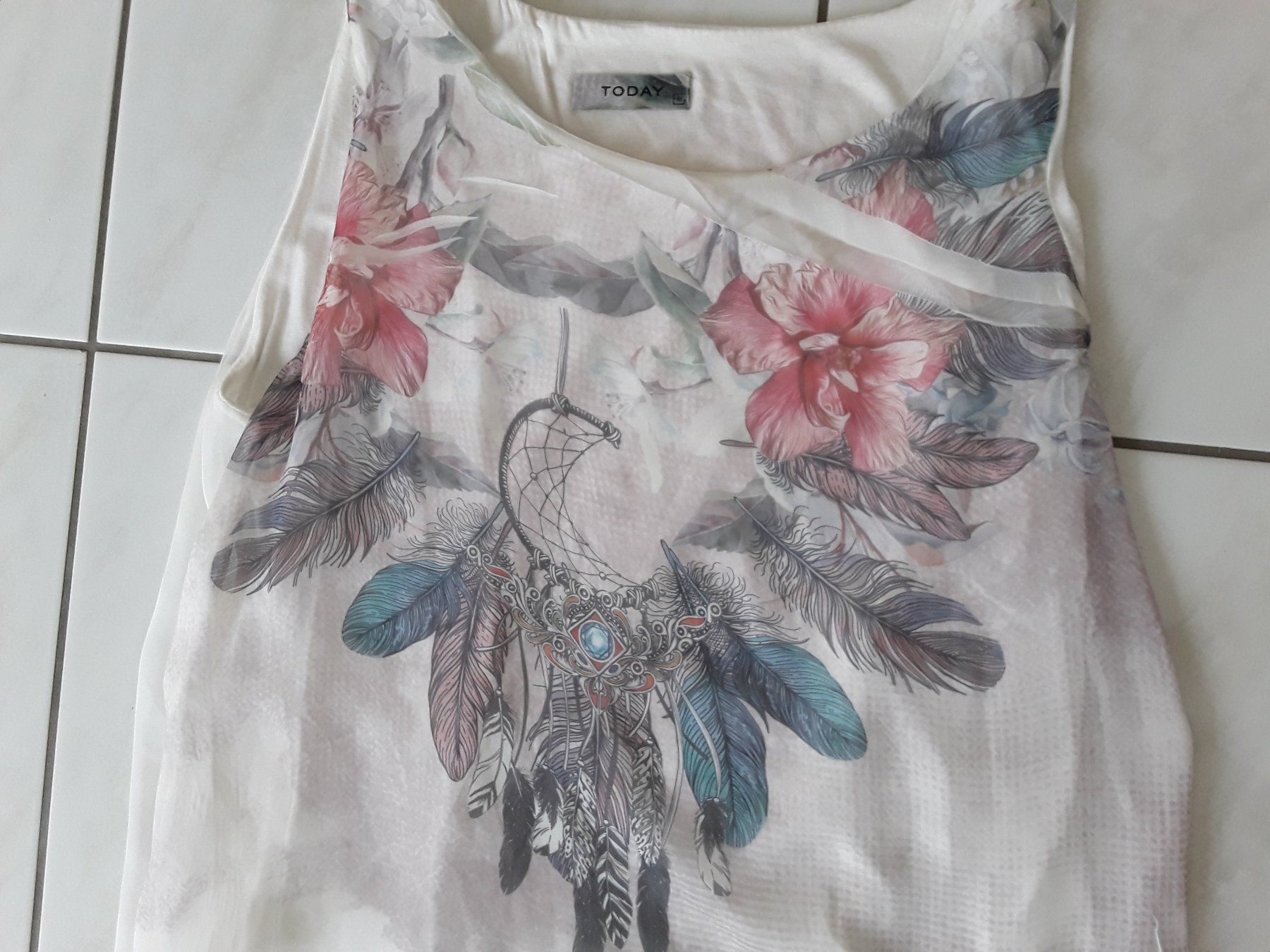 T-shirt: Wunderschönes T - SHIRT  Grösse M – Usato da Heimberg venduto da Samprof 2