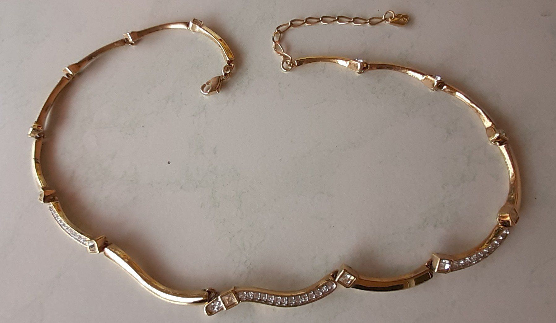 Swarovski Catenine: Wunderschöne Kette von Swarovski – Nuovo (secondo la descrizione) da Arch venduto da Drosselbart 1