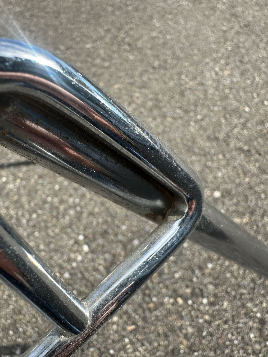 Eames Stühle: zwei Eames / Miller / Vitra Stacking Bases – Gebraucht aus Zürich von frauflufelberg 3