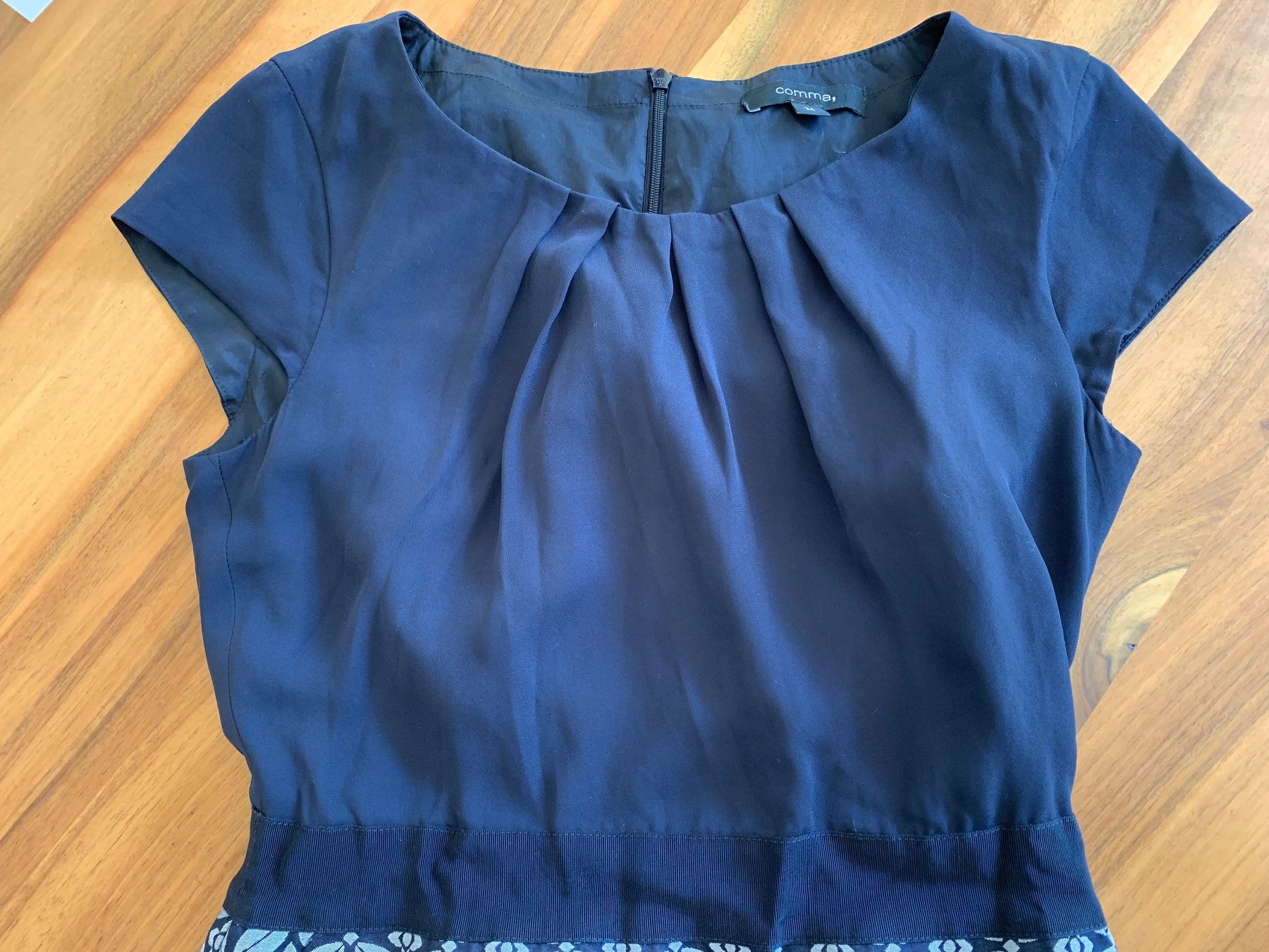 Comma Vestiti: COMMA traumhaftes Kleid Gr. 34 – Nuovo (secondo la descrizione) da Meiringen venduto da snahhanssnah 2