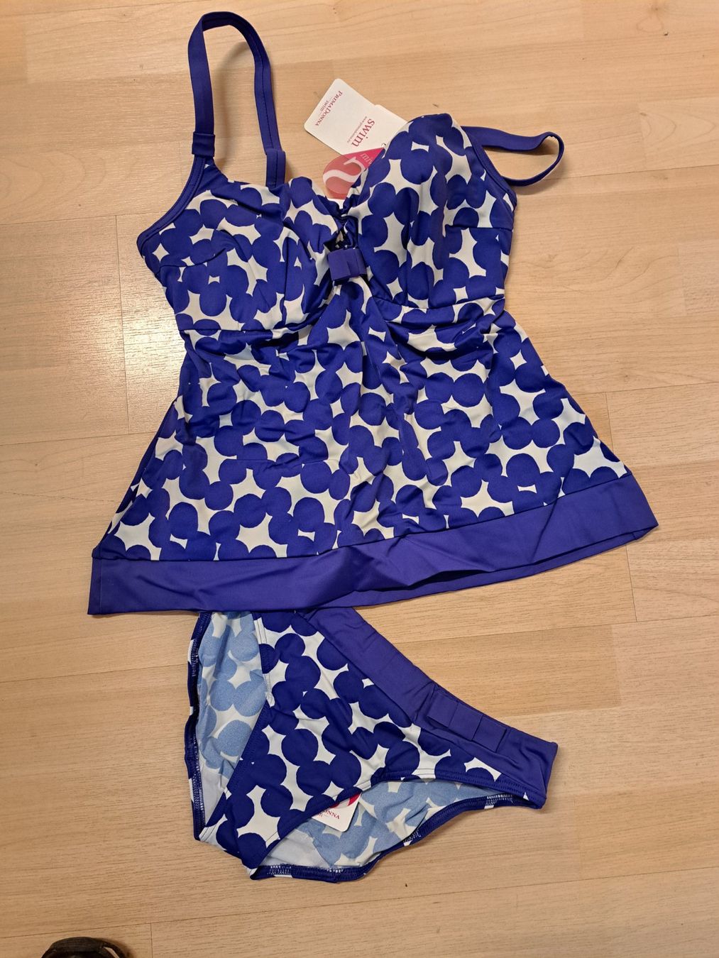 Costumi da bagno & Bikini: Tankini 75 F Prima Donna – Nuovo (secondo la descrizione) da Gams venduto da inf_lj66