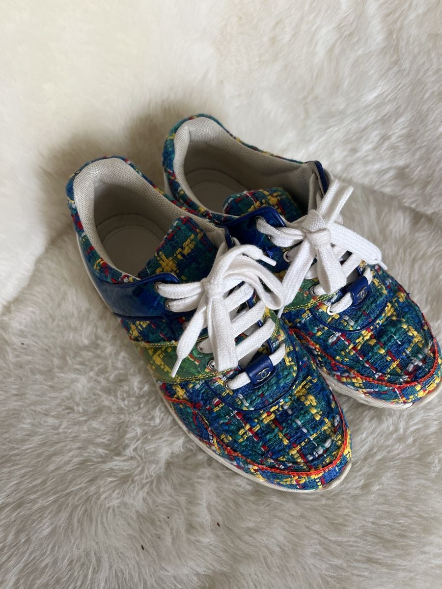 Chanel Scarpe da donna: Baskets Chanel Tweed Multicolores 37 1/2 – Usato da Lutry venduto da roxypoxy