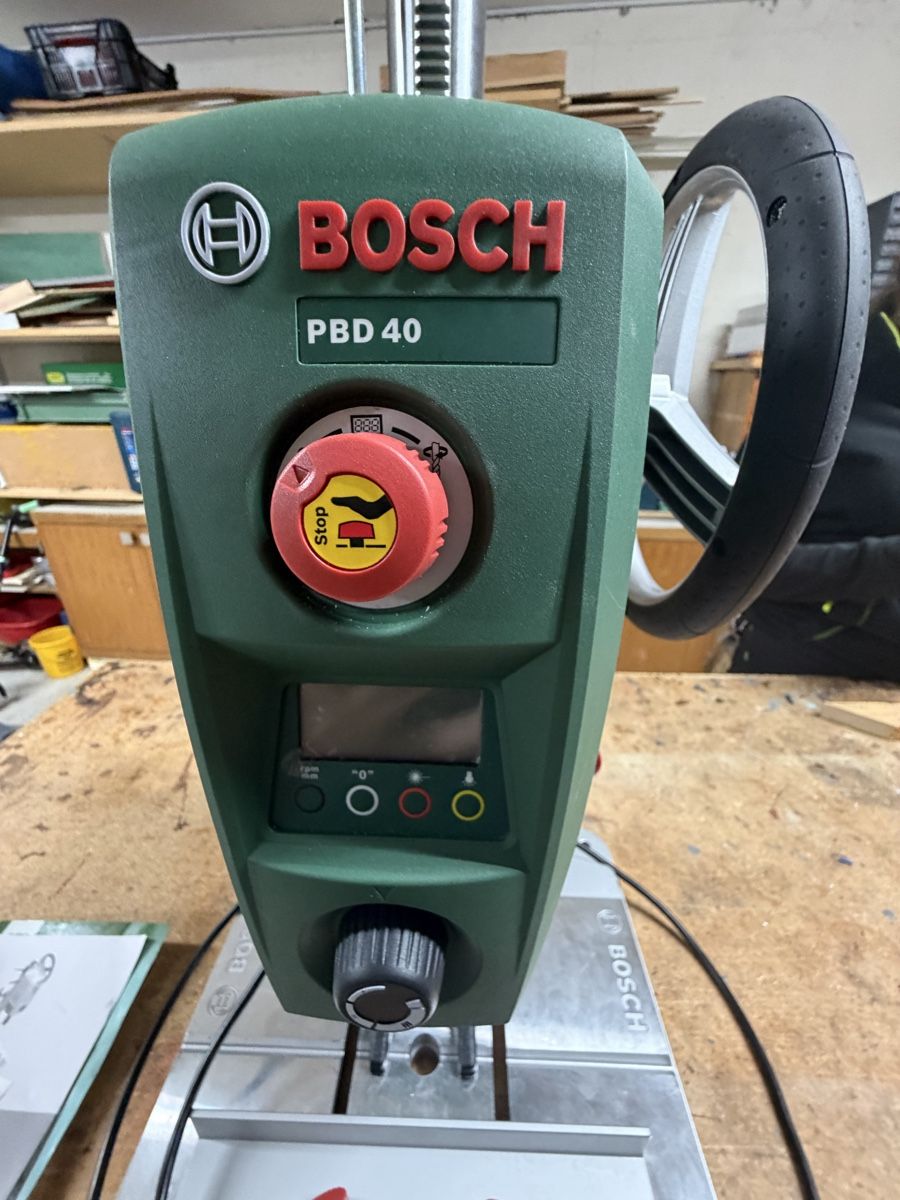 Bosch Trapani: Bosch Ständerbohrmaschine – Usato da Rüfenacht BE venduto da Bastian14 2