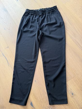 Zara Basic Collection Hose schwarz Grösse S guter Zustand