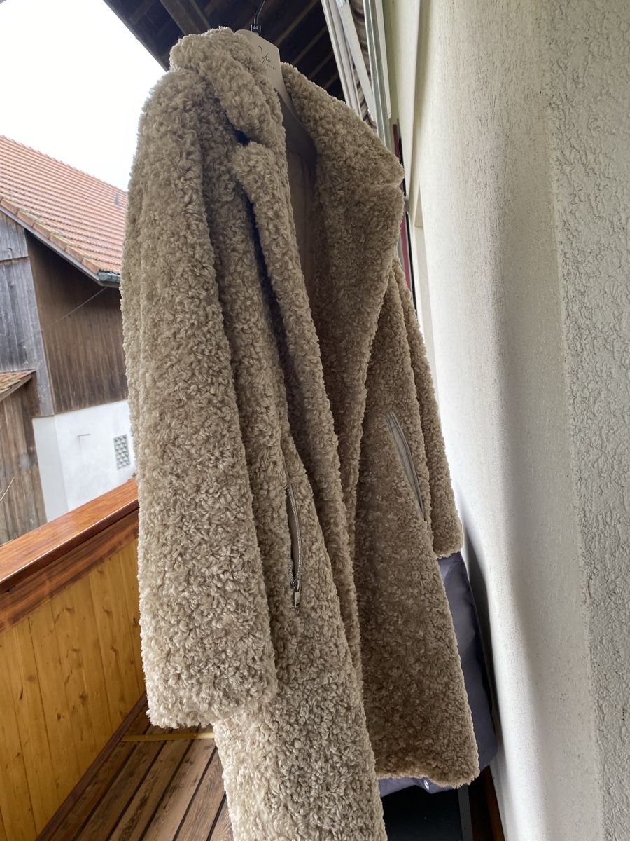 Esprit Cappotti: Esprit Teddyfellmantel Beige Grösse M – Usato da Schnottwil venduto da eka_sk9q 9