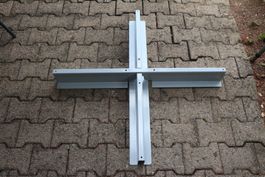 Sonnenschirmfuss Kreuzmetall zerlegt guter Zustand