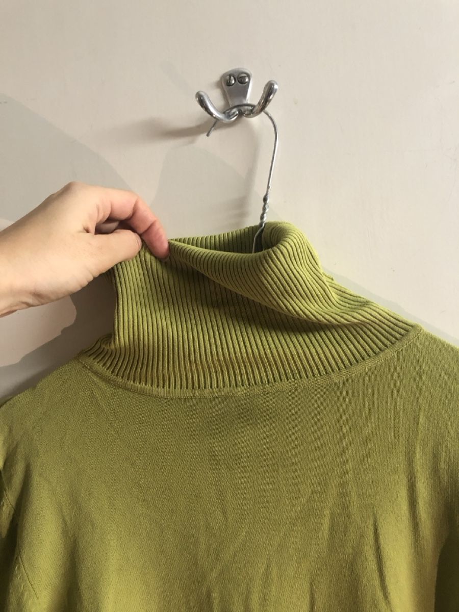 Maglioni & Felpe: Grüner Rollkragenpullover – Usato da Zürich venduto da aurelia_nater 1