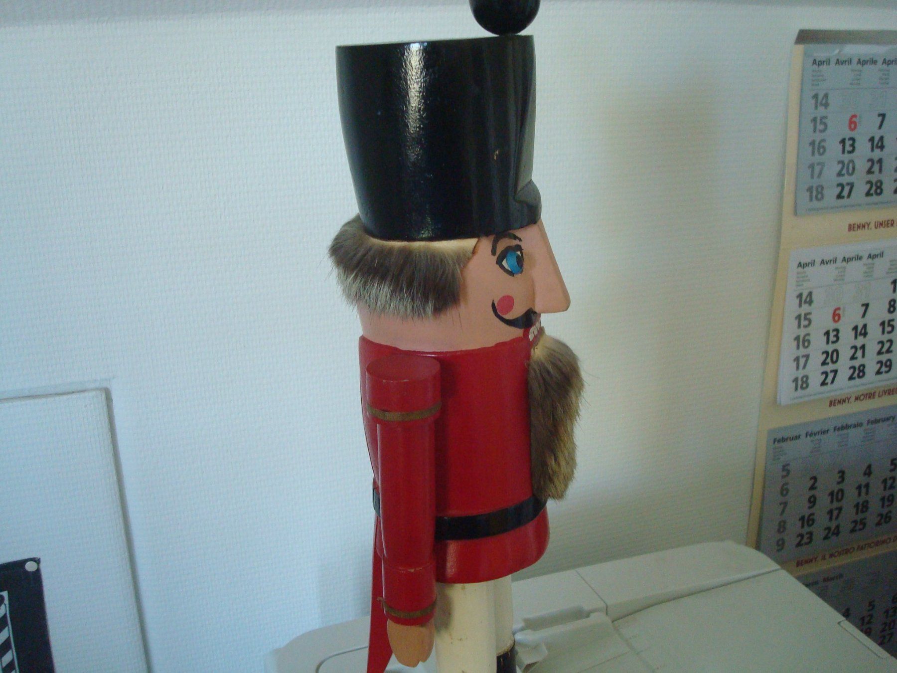 Figuren: Nussknacker holz 45 cm hoch – Gebraucht aus Riehen von Baerewaegli 1