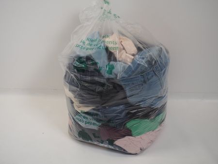 14kg versch. Kleidungsstücke diverser Hersteller (26100242)