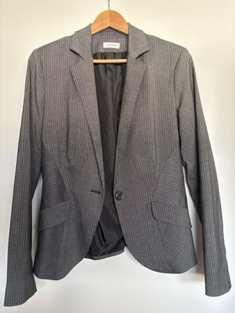 Veste femme gris rayée taille 38 bon état