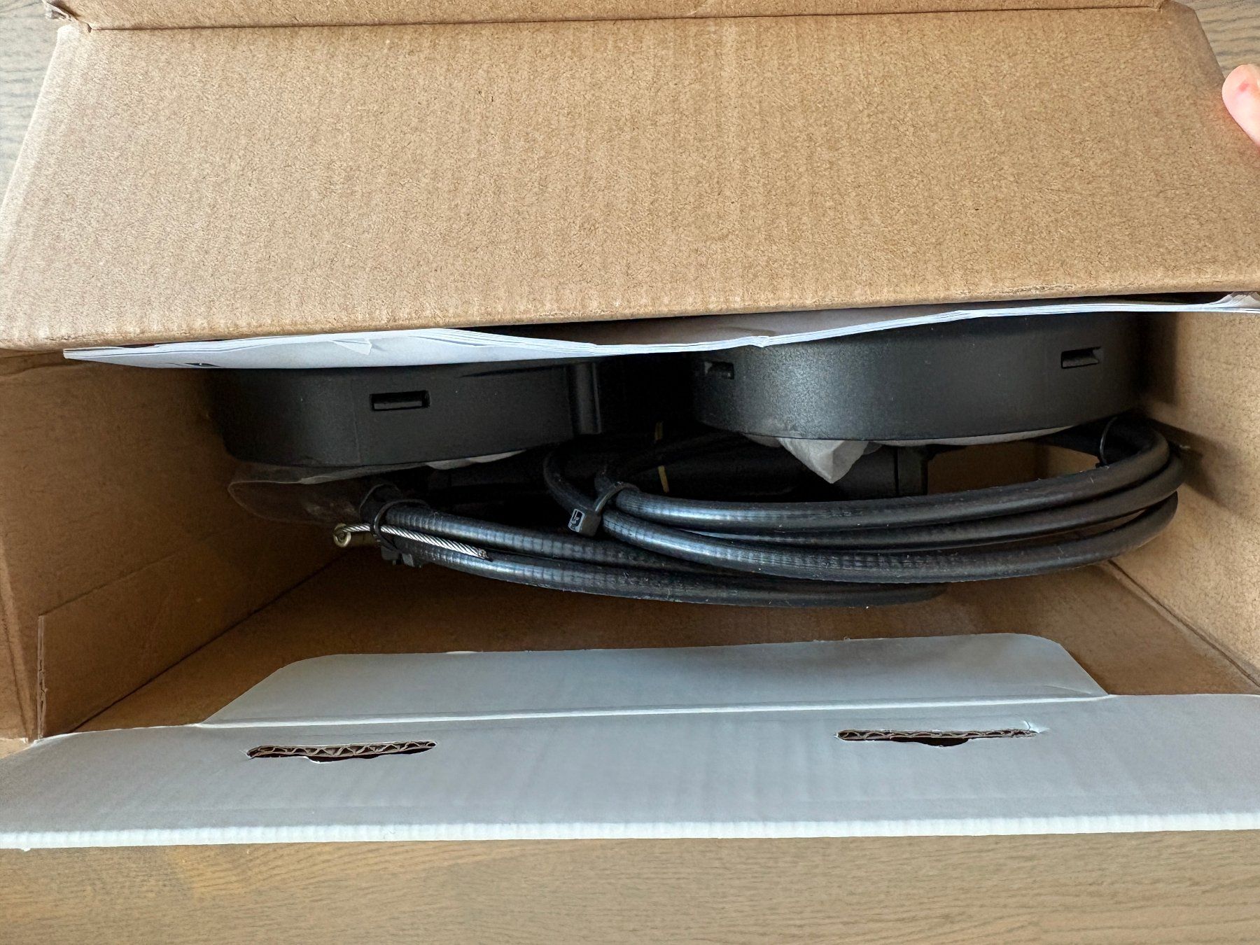 Thule Anhänger: Thule Bremsset CROSS, LITE und CAB ab 2017 – Neu und originalverpackt aus Lenzburg von cha_5dhy 2