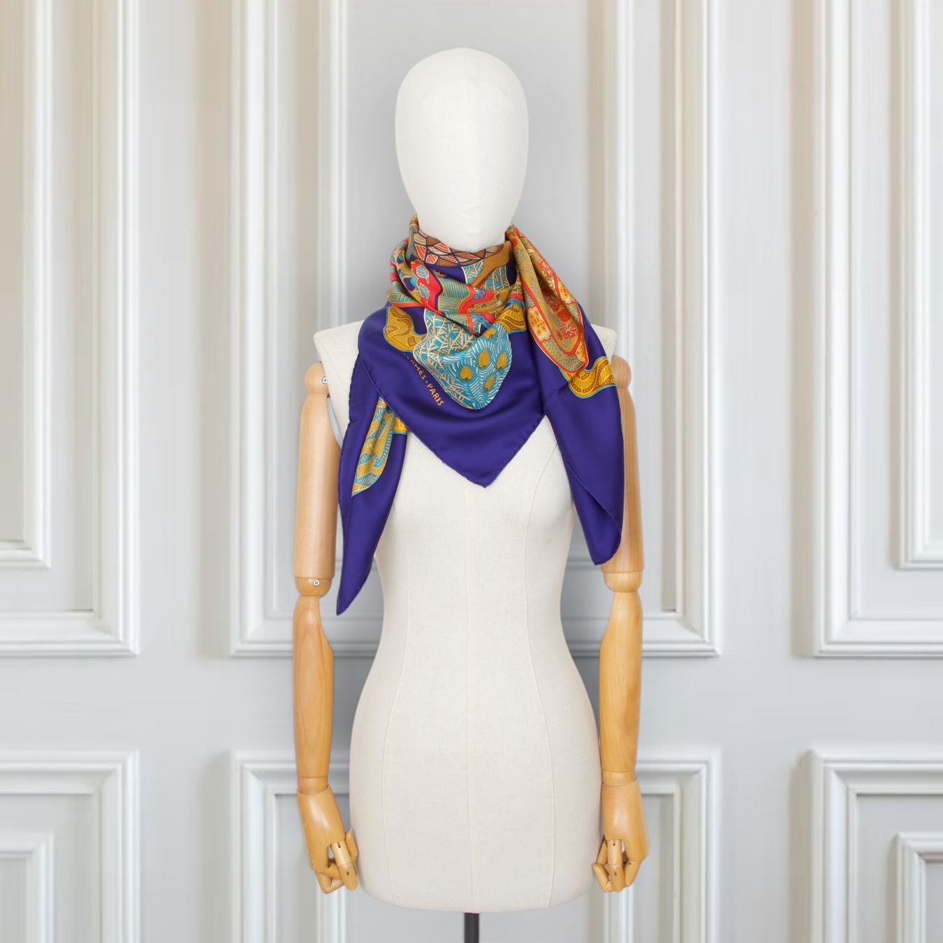 Hermès Foulard & Sciarpe: Hermès Carré "Art des Steppes" blau – Usato da Binningen venduto da Designerlabels 2