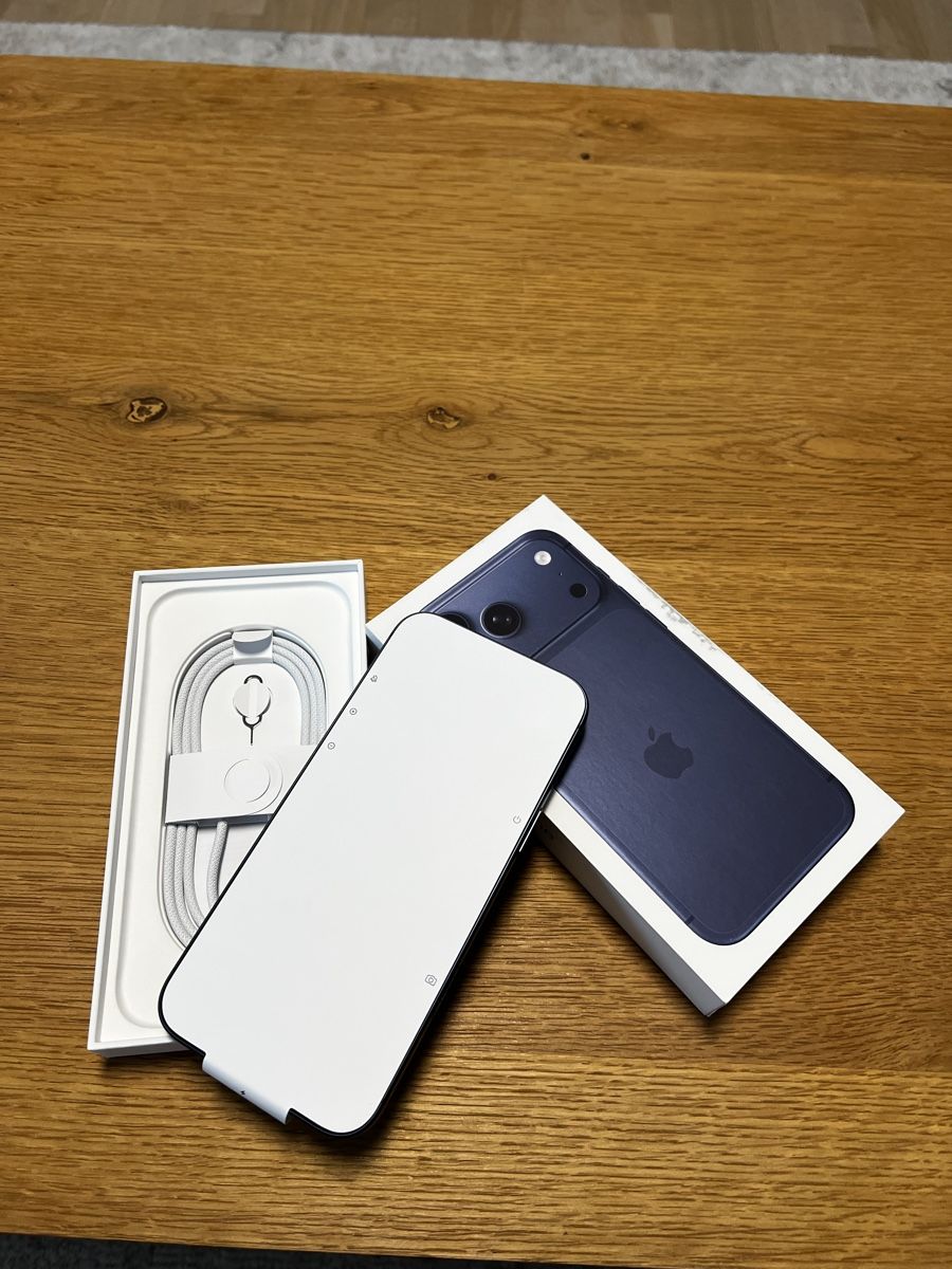 Apple Telefoni cellulari / Smartphones: iPhone 17 Pro Max 256GB – Nuovo e nell'imballaggio originale da Lalden venduto da paw_zz55 1