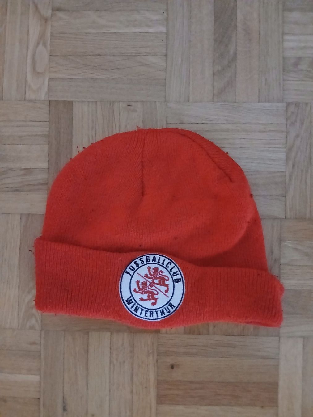 Copricapi, berretti & cappellini: FC Winterthur Mütze – Usato da Oberglatt ZH venduto da Sandro0124