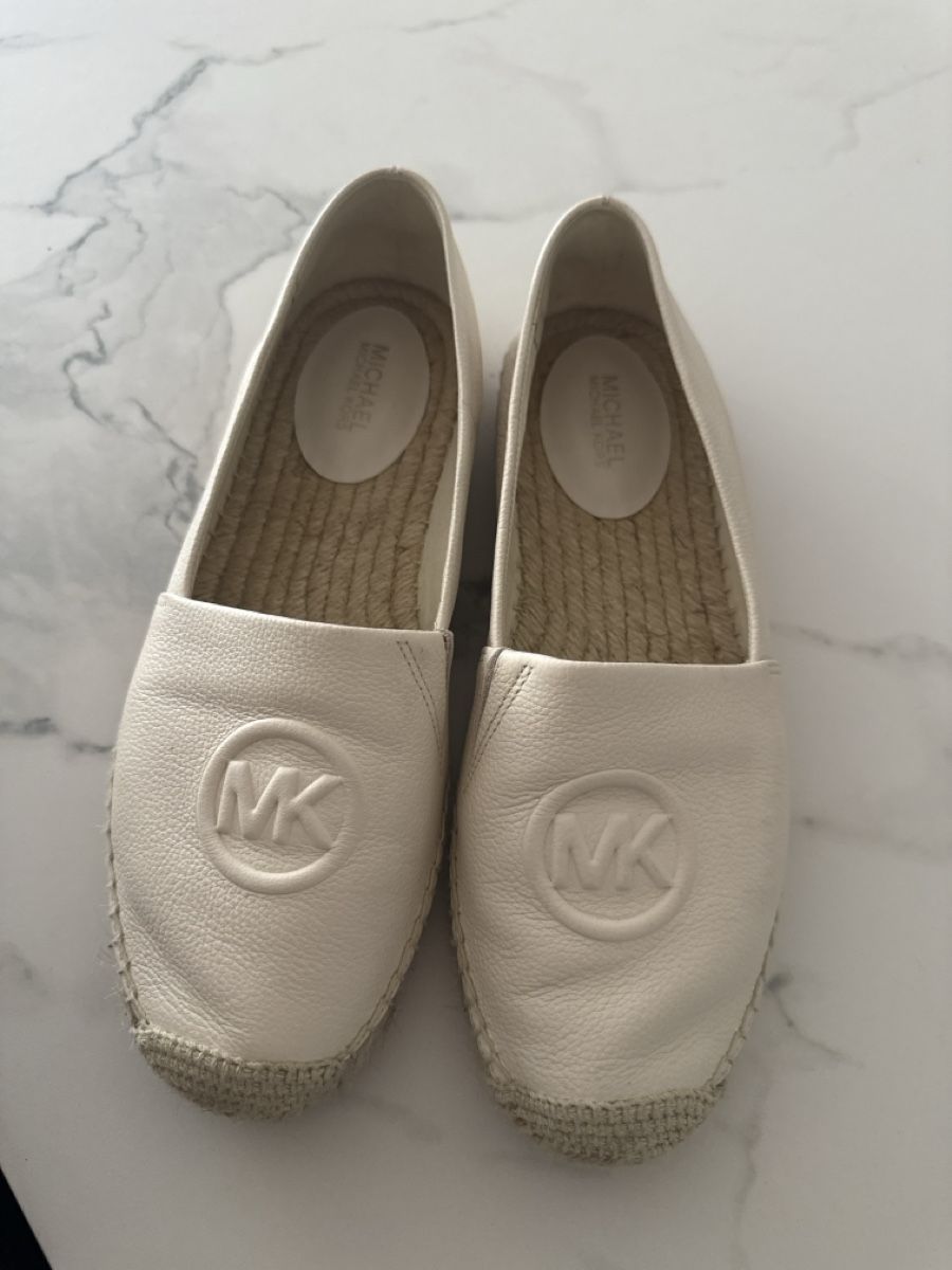 Michael Kors Chaussures femmes: Michael Kors Espadrilles Leder Creme Groesse 37.5 – D'occasion à Thun par iderex