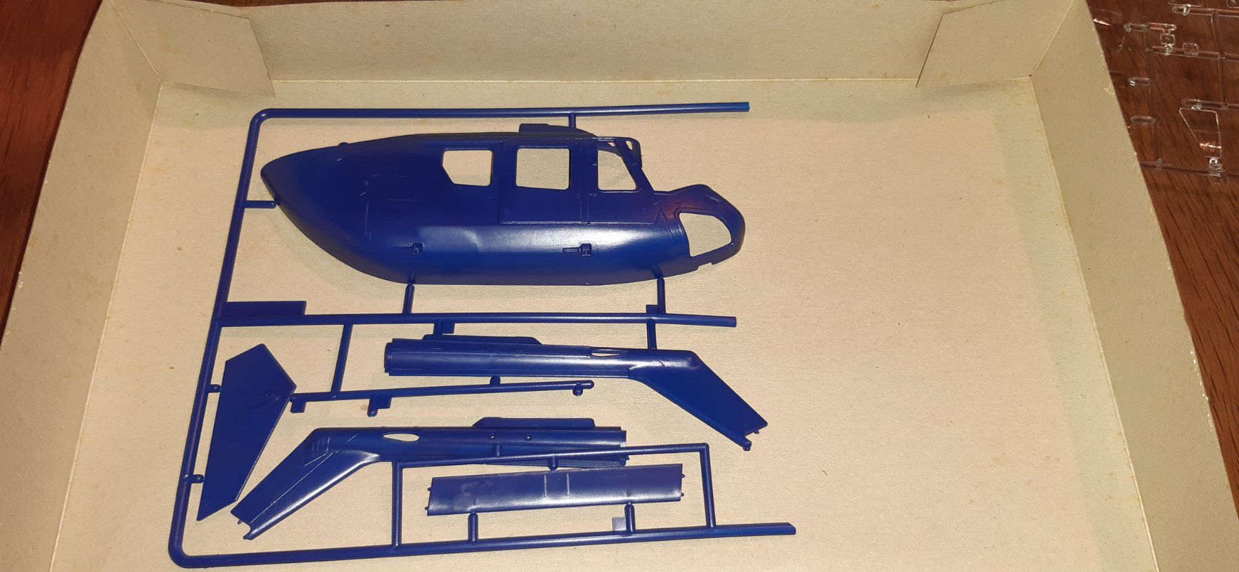 Revell Modellbausätze & Standmodelle: MBB BK 117 A-3 Space Ship 1:32 REVELL – Gebraucht aus Fehraltorf von  1