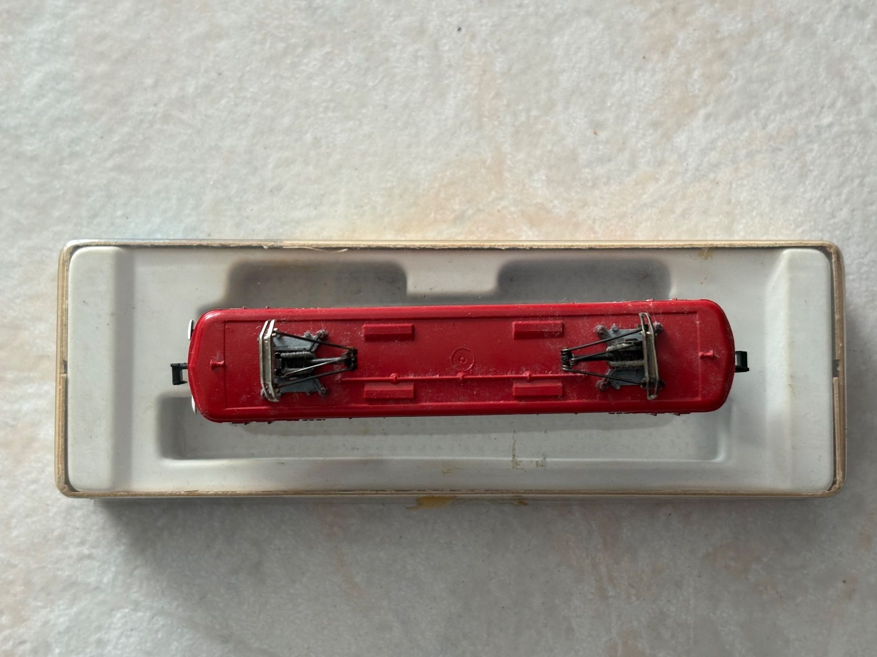 Arnold Modellini di ferrovie: Arnold 0248 Elok BB 9201 CAPITOLE SNCF – Usato da Hauterive NE venduto da eriamch 1