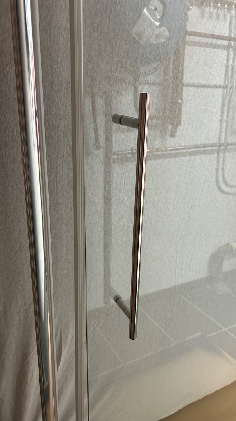 Douches: Neue Glas-Duschtüre – Neuf (Voir description) à Müllheim Dorf par jeney9 1