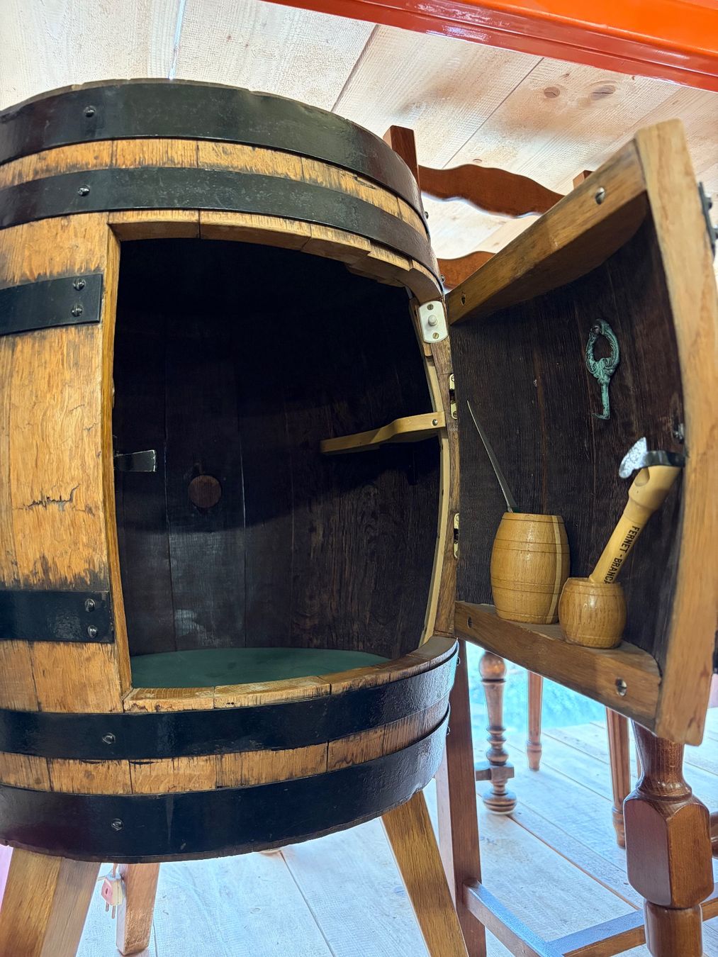 Sonstiges: Bar Weinfass – Gebraucht aus Biel bienne von yunes2563 1