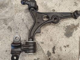 Triangle Suspension Avant Droit