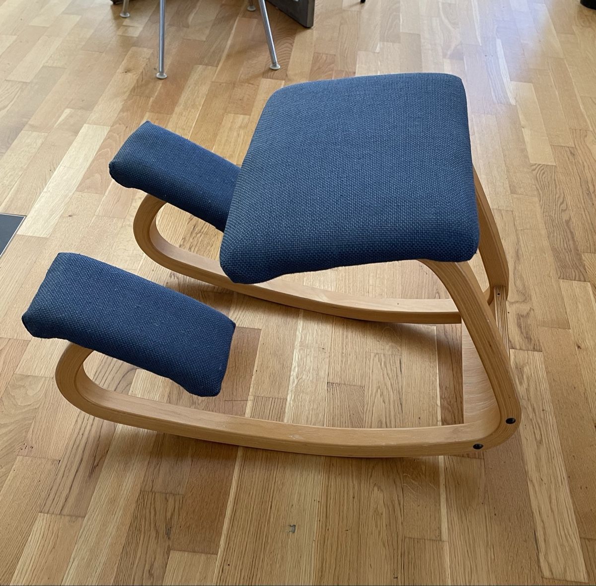 Stokke Sedie: Kniestuhl Stokke – Usato da Basel venduto da Legolaze1