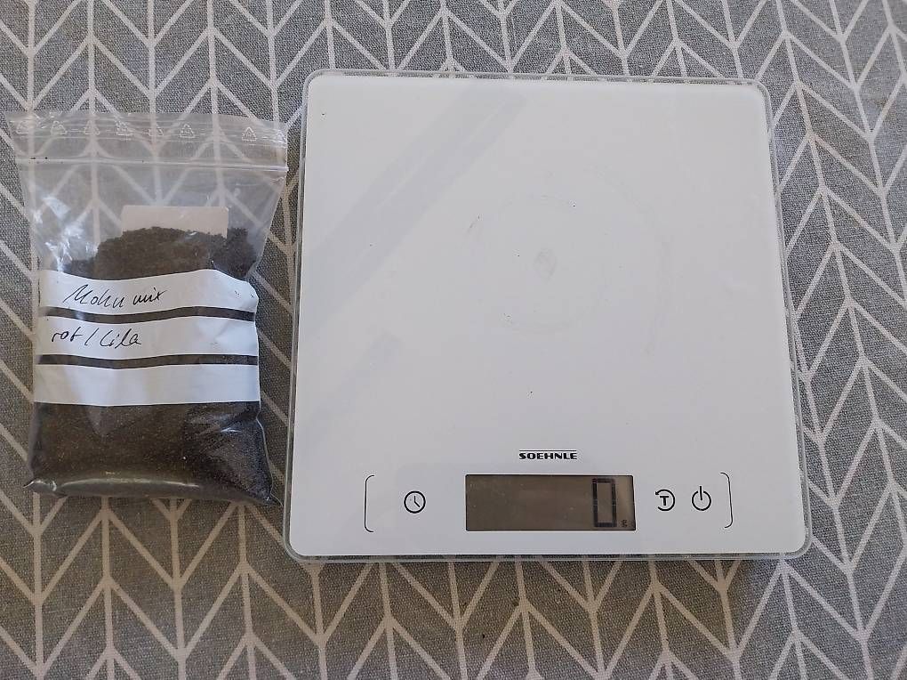 Piante & sementi: Mohnsamen Schlafmohn Backmohn gemischt 140g – Usato da Schwaderloch venduto da bademeister79