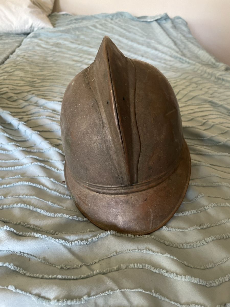 Vêtements anciens: Casque pompier ancien Avully eu cuivre  – D'occasion à Meyrin par jul_km5p 2