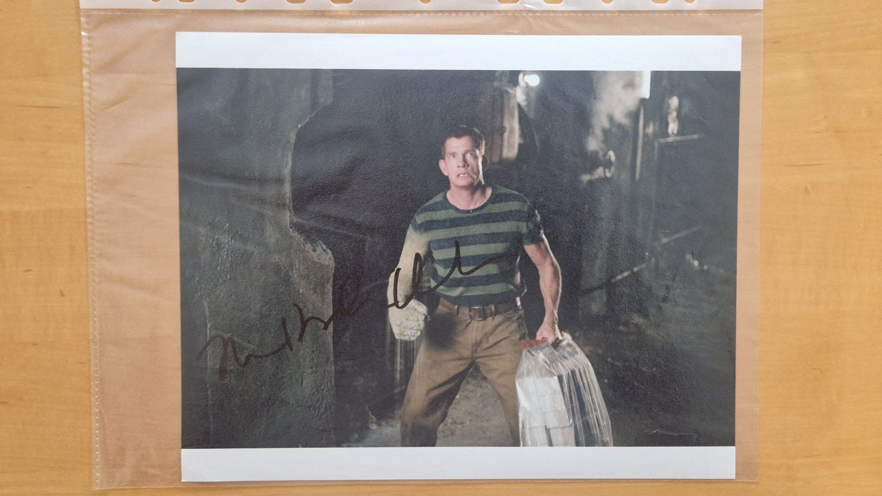Autogramme: Thomas Haden, Original Autogramm auf Grossfoto farbig – Gebraucht aus Salmsach von Schusoa