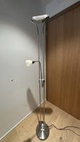 Stehlampe mit 2 Lichtquellen (beide dimmbar)
