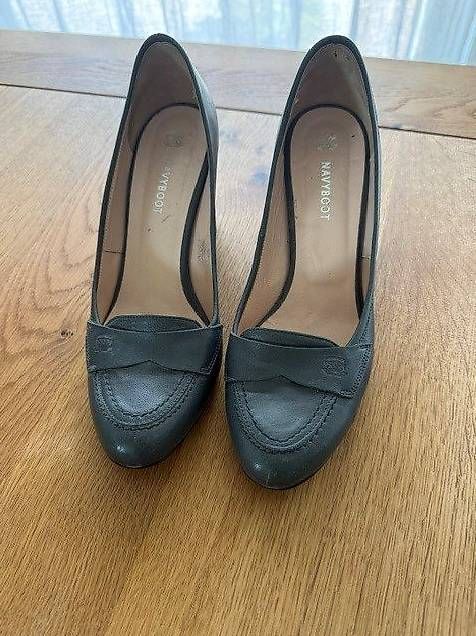 Scarpe da donna: Pumps NAVYBOOT – Usato da Lyss venduto da Sakeu