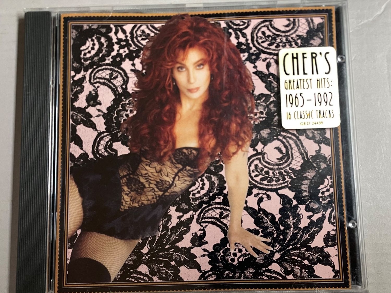 CD: Cher-Greatest Hits – Usato da Muri b. Bern venduto da AdidasCollector 3