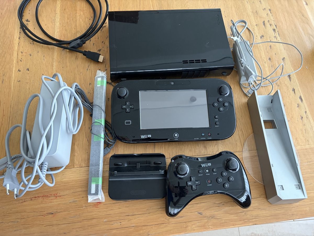 Nintendo Console: Console Nintendo Wii U – Usato da Echallens venduto da JAR69