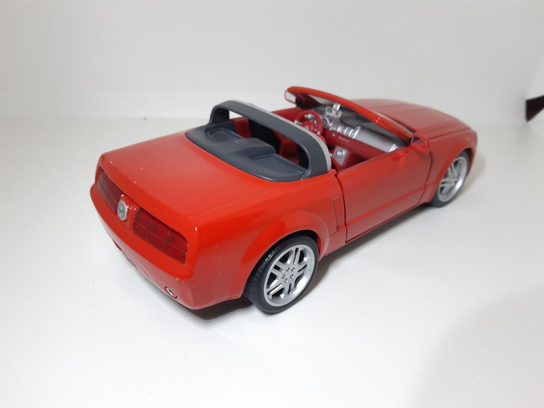 Maisto Kit di modellismo & Modellini statici: 1:24 Ford Mustang GT Concept Maisto – Usato da Cugnasco venduto da AndyAlfa 1