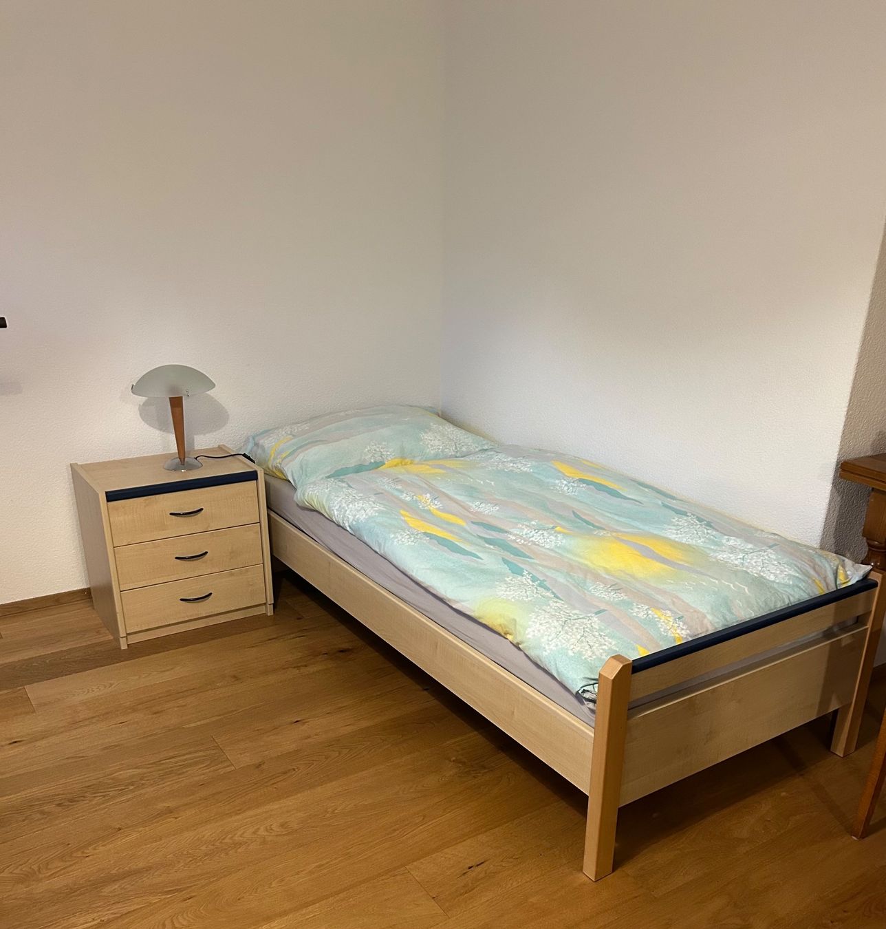 Letti: Gut erhaltenes Kinder - Jugendzimmer-Set – Usato da Susten venduto da Pgregory 1