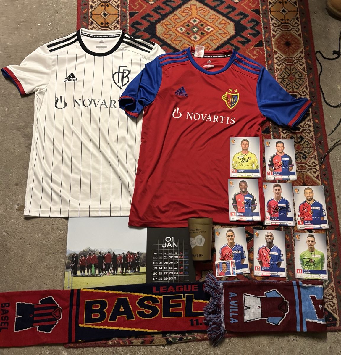 Kleiderpakete: FC BASEL Fansammlung – Gebraucht aus Basel von kleinerprinz