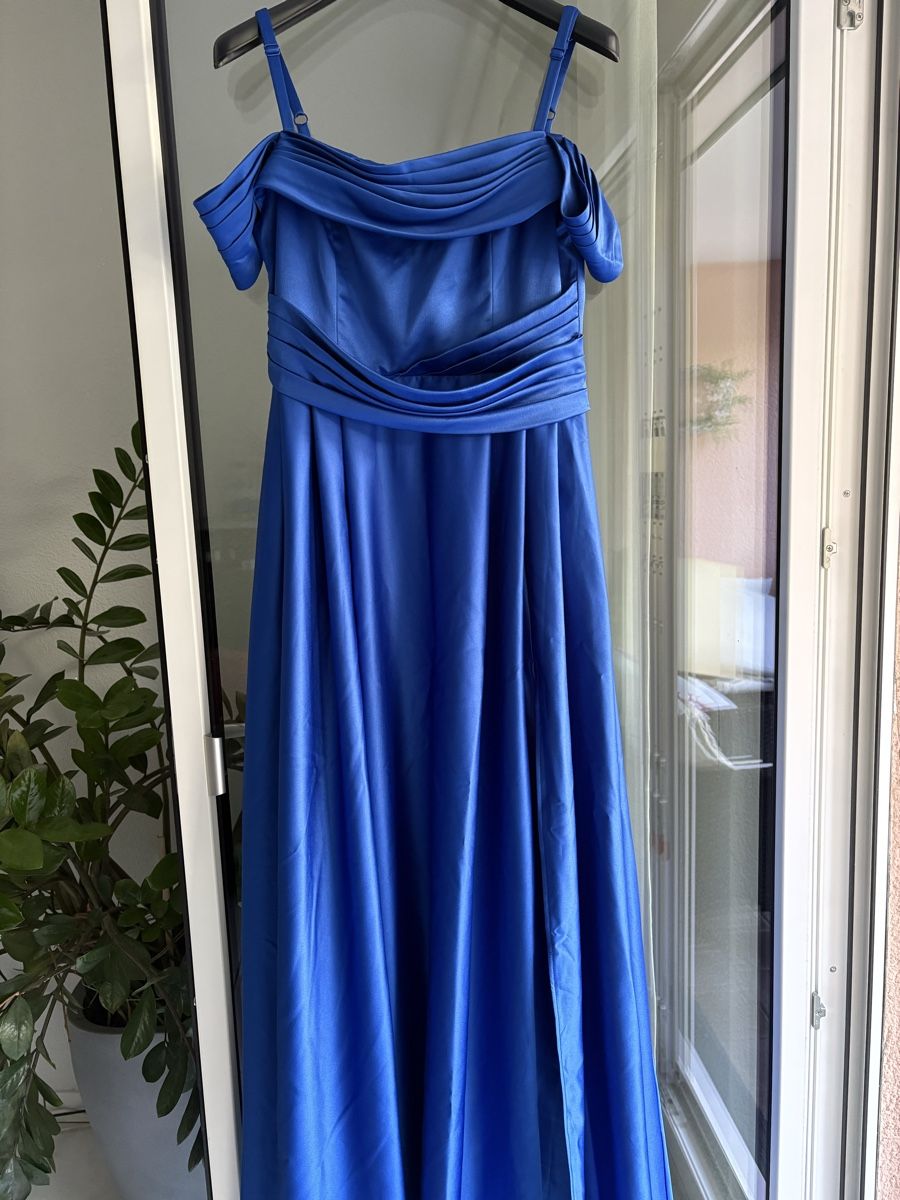 Vestiti: Abendkleid  – Usato da kreuzlingen venduto da ilenia.uensal