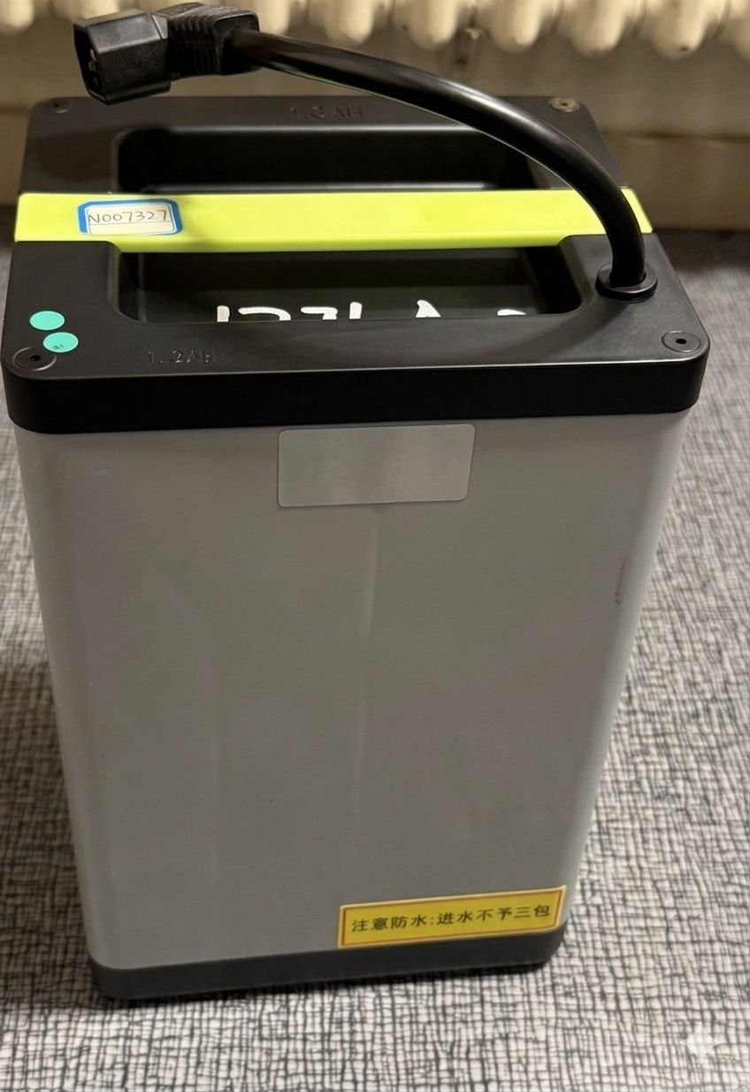 Batterie: 48 Volt 15 Ampere Scooter Battery. – Usato da Basel venduto da luq_2mgk