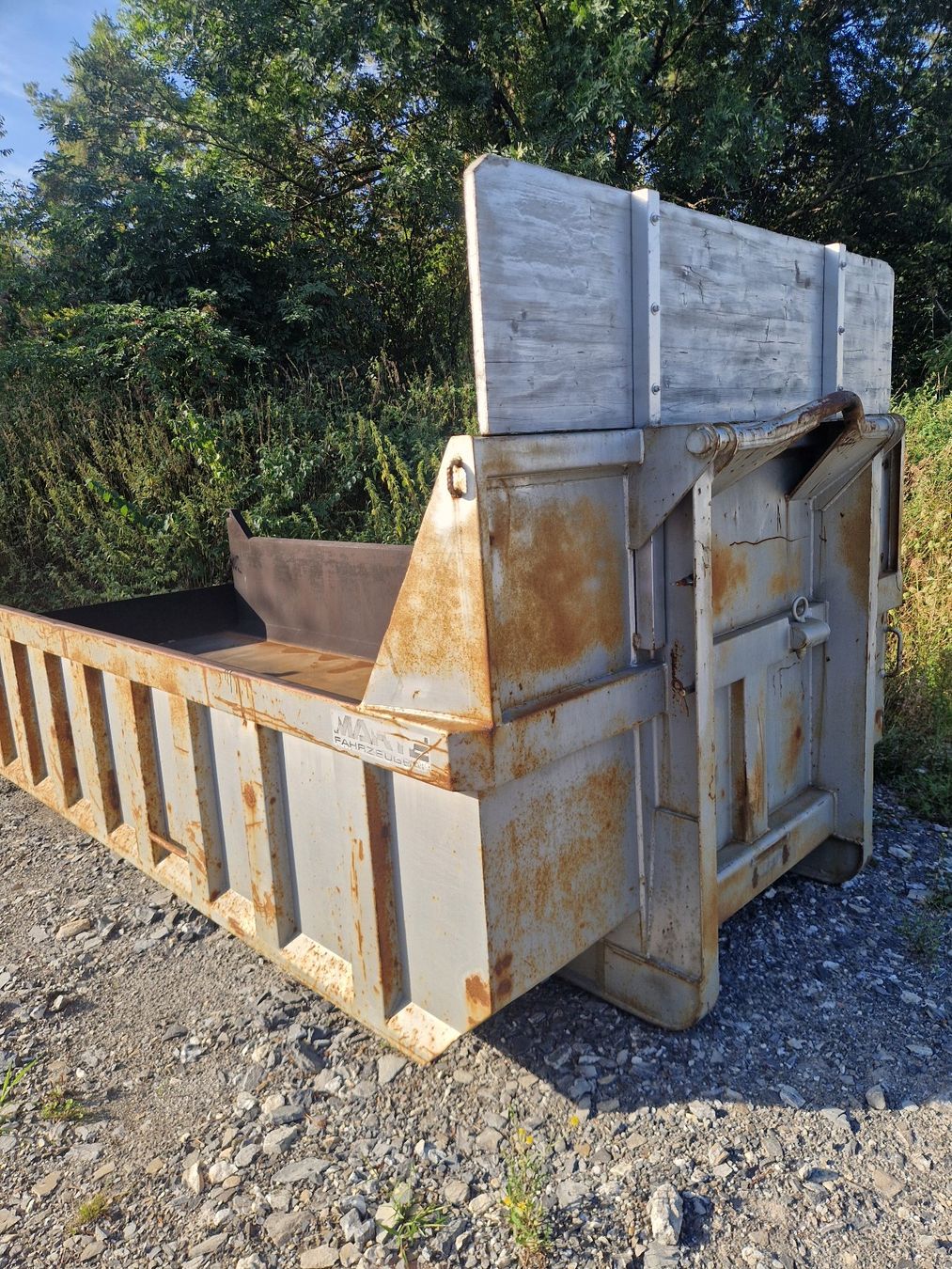 Contenitori edile: Abrollmulde mit Sörling – Usato da Maienfeld venduto da Timbertom 4