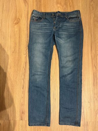 Jeans Tommy Hilfiger, Gr. W32 Straight Fit