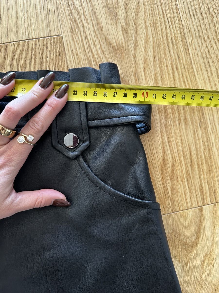 Zara Röcke: Mini jupe cuir M zara – Neu (gemäss Beschreibung) aus La Croix (Lutry) von secondhandZara 2