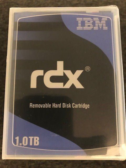 IBM Harddisks: IBM 1TB Hard Disk Cartridge – Neu und originalverpackt aus Allschwil von mematho