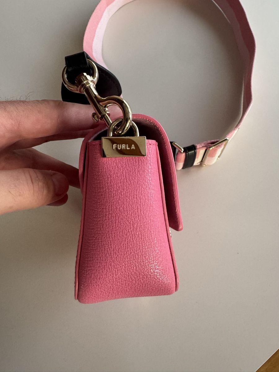 Furla Sacs femmes: FURLA Mini Bag Mini Handtasche – Neuf (Voir description) à Erlinsbach SO par Chregu_83 2