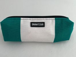 Etui mit Reissverschluss