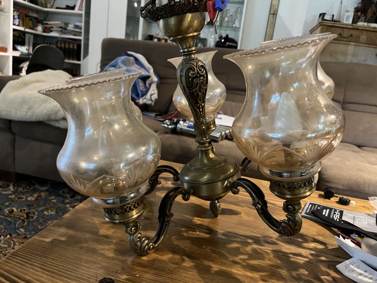 Lustres & lampes de plafonds: Deckenlampe Messing mit 5 Gläsern verziert gebraucht – D'occasion à Buchs ZH par JPK7 1