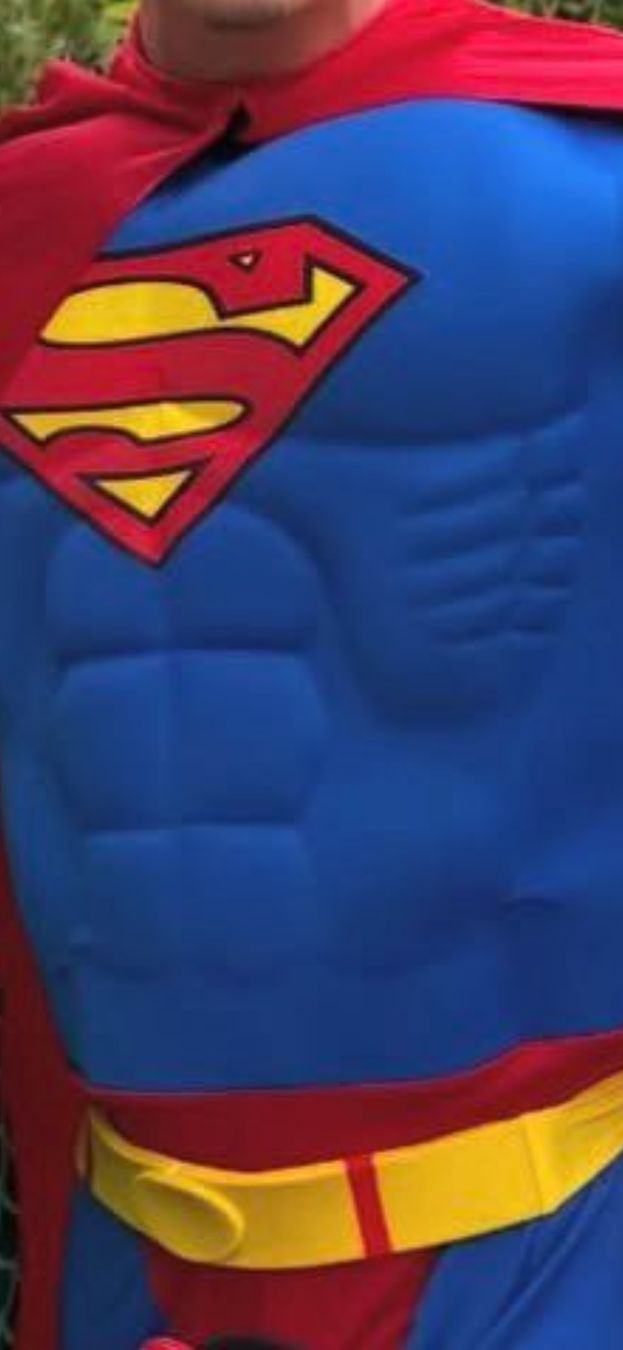 Costumi: Superman Kostüm Gr. M – Usato da Näfels venduto da ale_c9qn 1