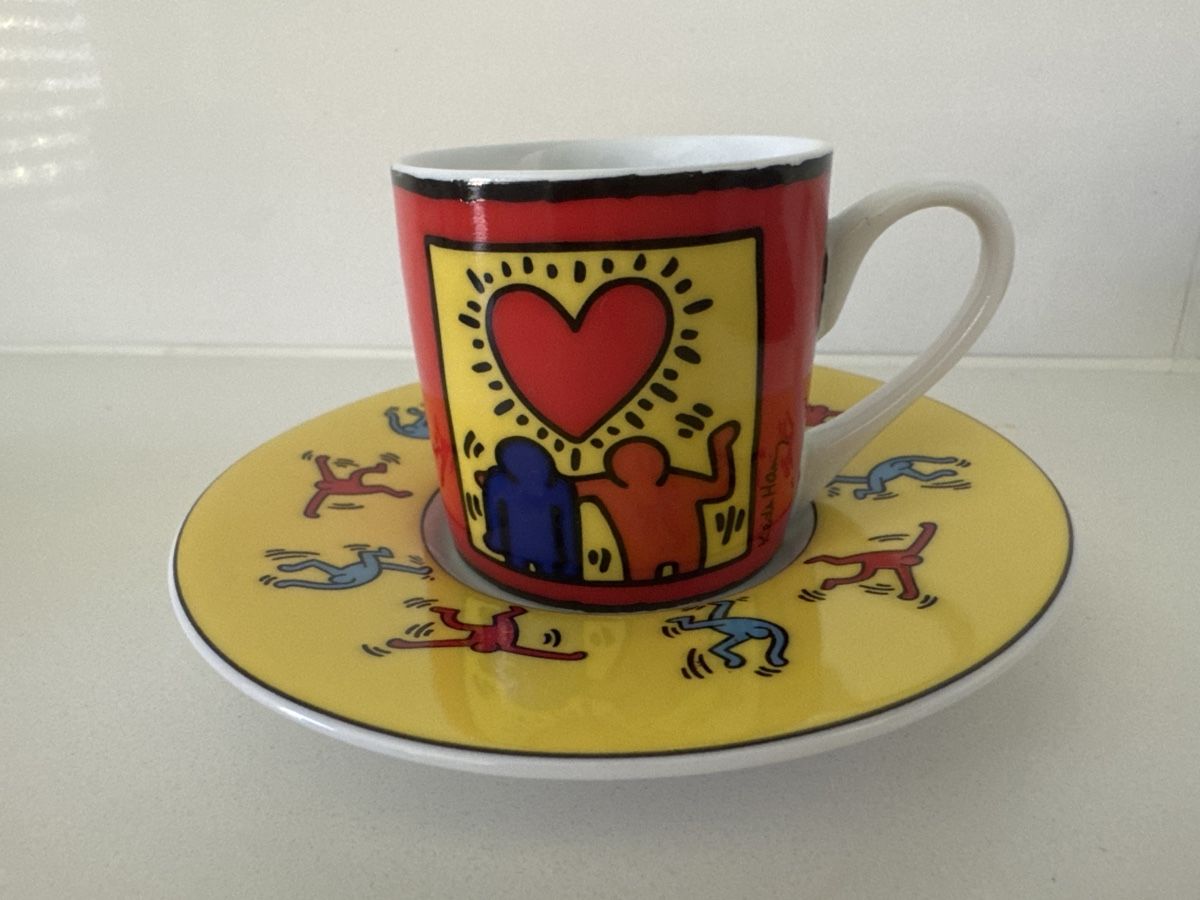 Pfister Tazze: Espressotasse mit Unterteller Keith Haring – Nuovo (secondo la descrizione) da Unterentfelden venduto da Loonah