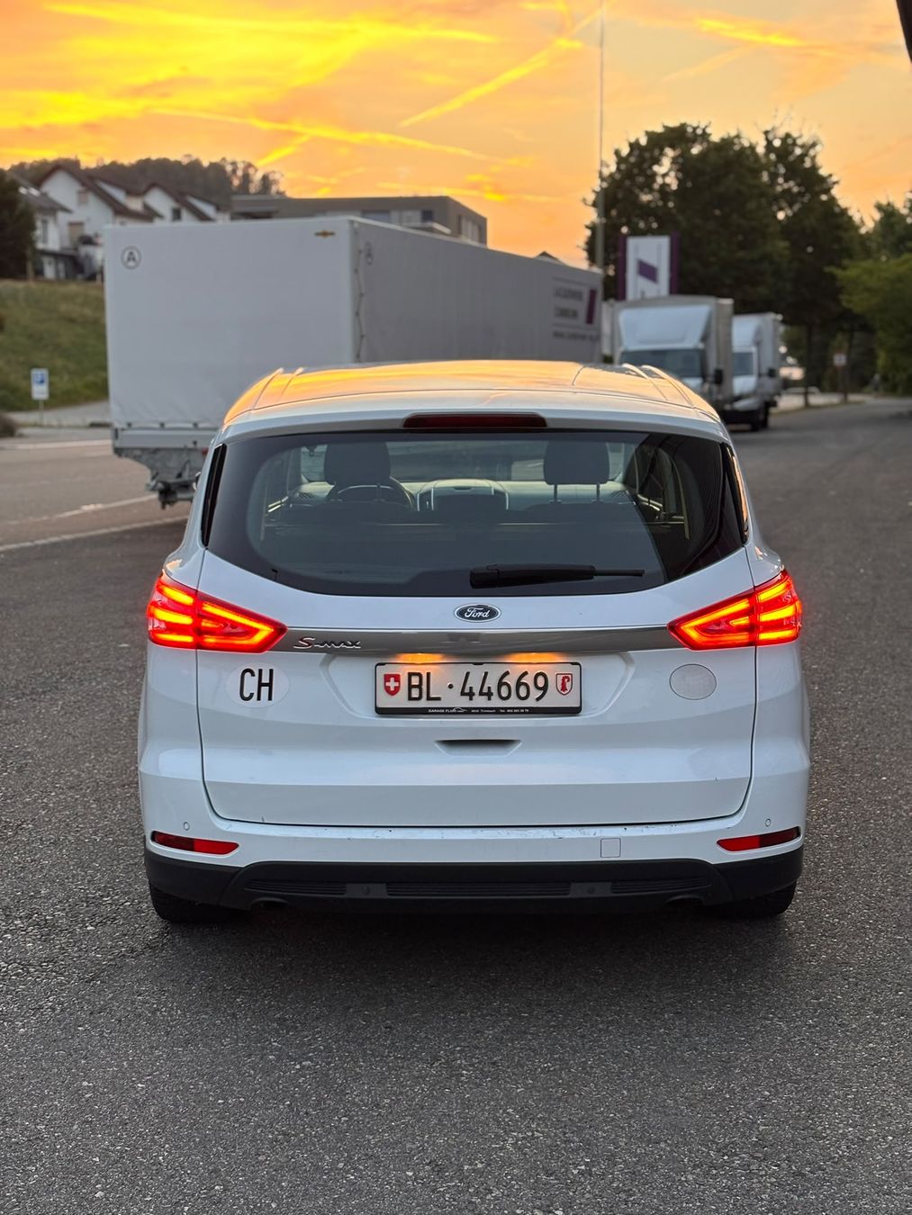Ford Autos: Ford Smax 2016 Automat Ab Mfk – D'occasion à Liestal par Ferid79 1