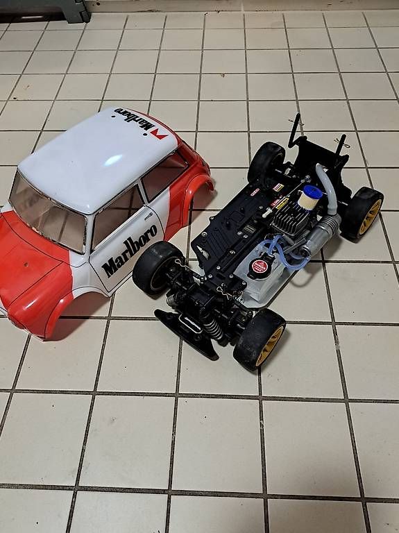 RC Kits de montage: Tamiya Mini TG-10 1:8  – D'occasion à Therwil par davidmann 2
