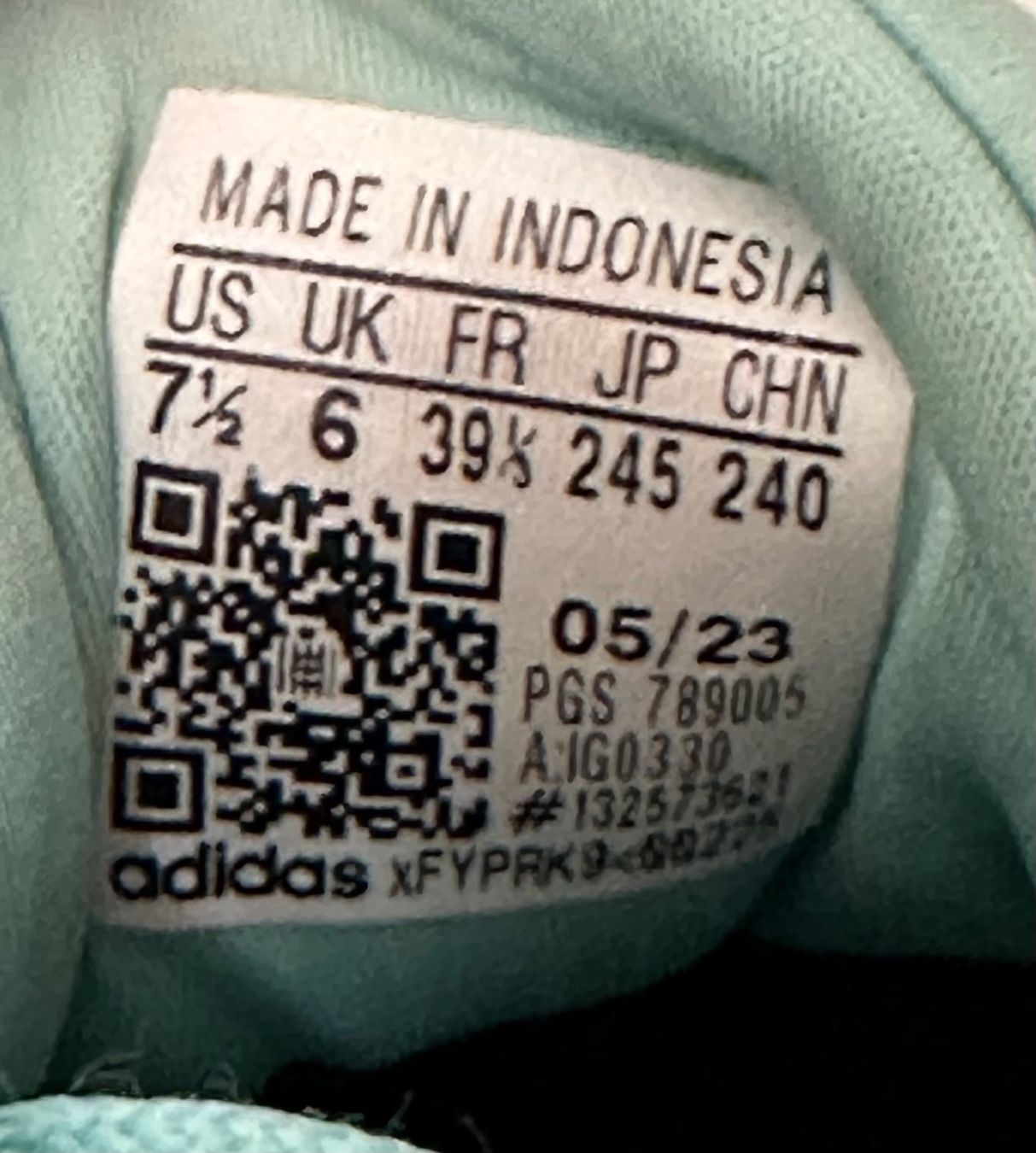 Adidas Chaussures femmes: Schuhe Adidas Gr.39 – D'occasion à Bern par BrandVilla 5