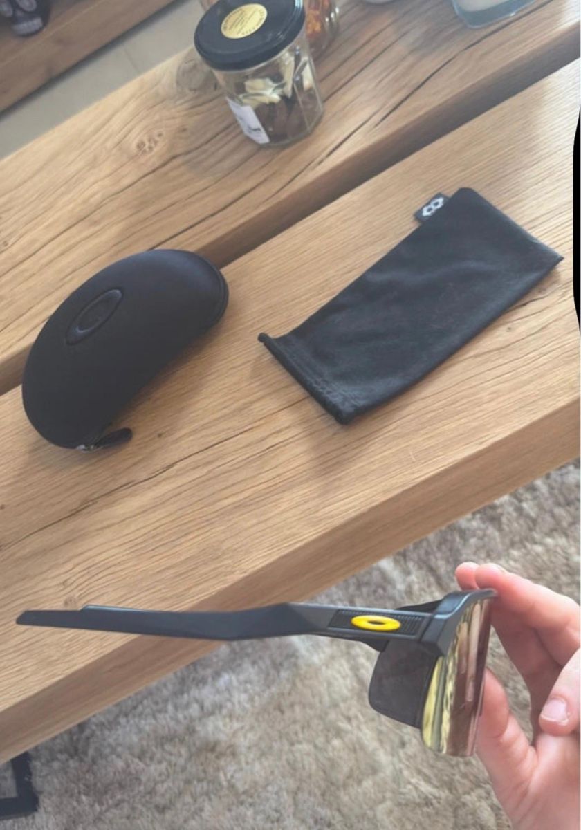 Oakley Occhiali & Lenti: Oakley sutro lite – Nuovo (secondo la descrizione) da Boudry venduto da mat_zn57 6